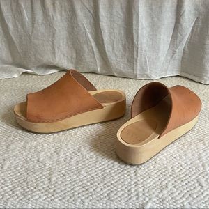 Bryr Norma Platform Clog - Natural Leather
